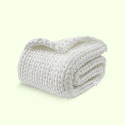 Chunky Knit Blanket – Handwoven, Soft & Cozy Throw