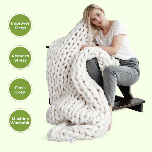 Chunky Knit Blanket – Handwoven, Soft & Cozy Throw